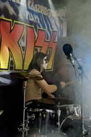 PaulStanleyBoozing012